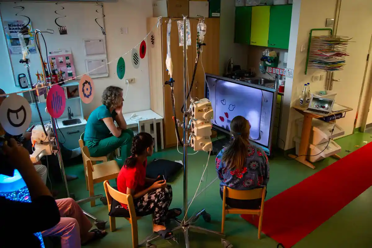Film in Hospital Project. A Pan-European initiative to involve sick children in the magical world of cinema